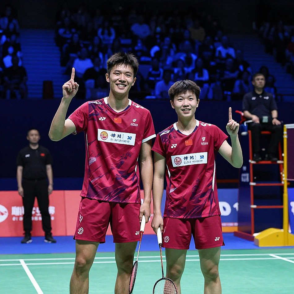 Nine Titles, One Question: Nguyen Thuy Linh's Reign and Vietnam's Empty Queue